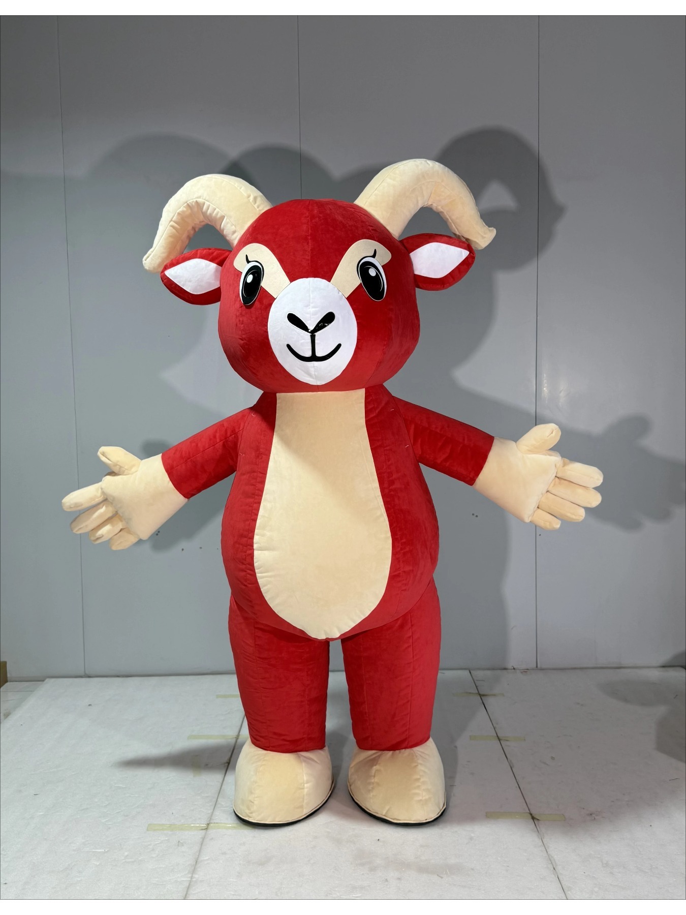 Kostum Maskot Kambing Merah ya - Costumes ulasan dan harga